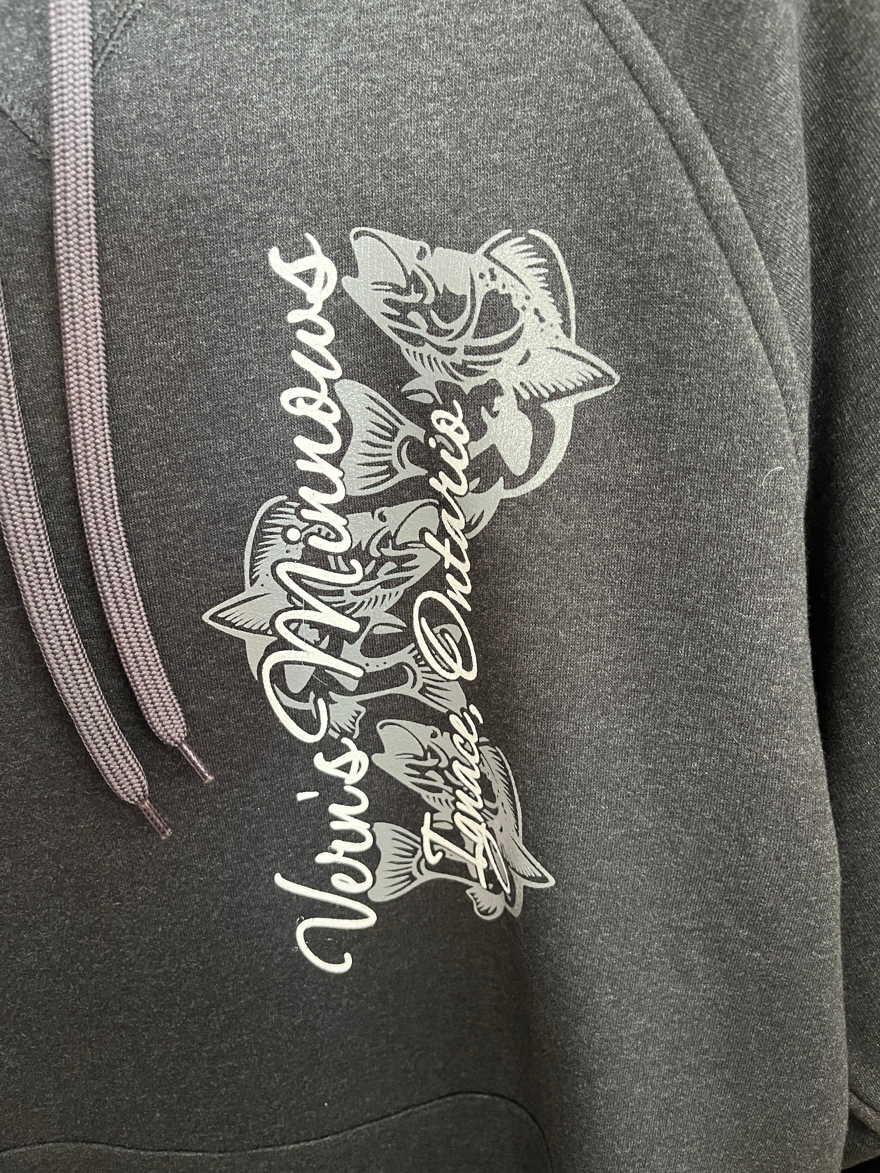 Verns Minnows Pull Over Side Bar Logo